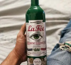 absinthe-bouteille-alcool-spiritueux